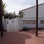 House W Shared Pool, Perfect For Small Families Apartament